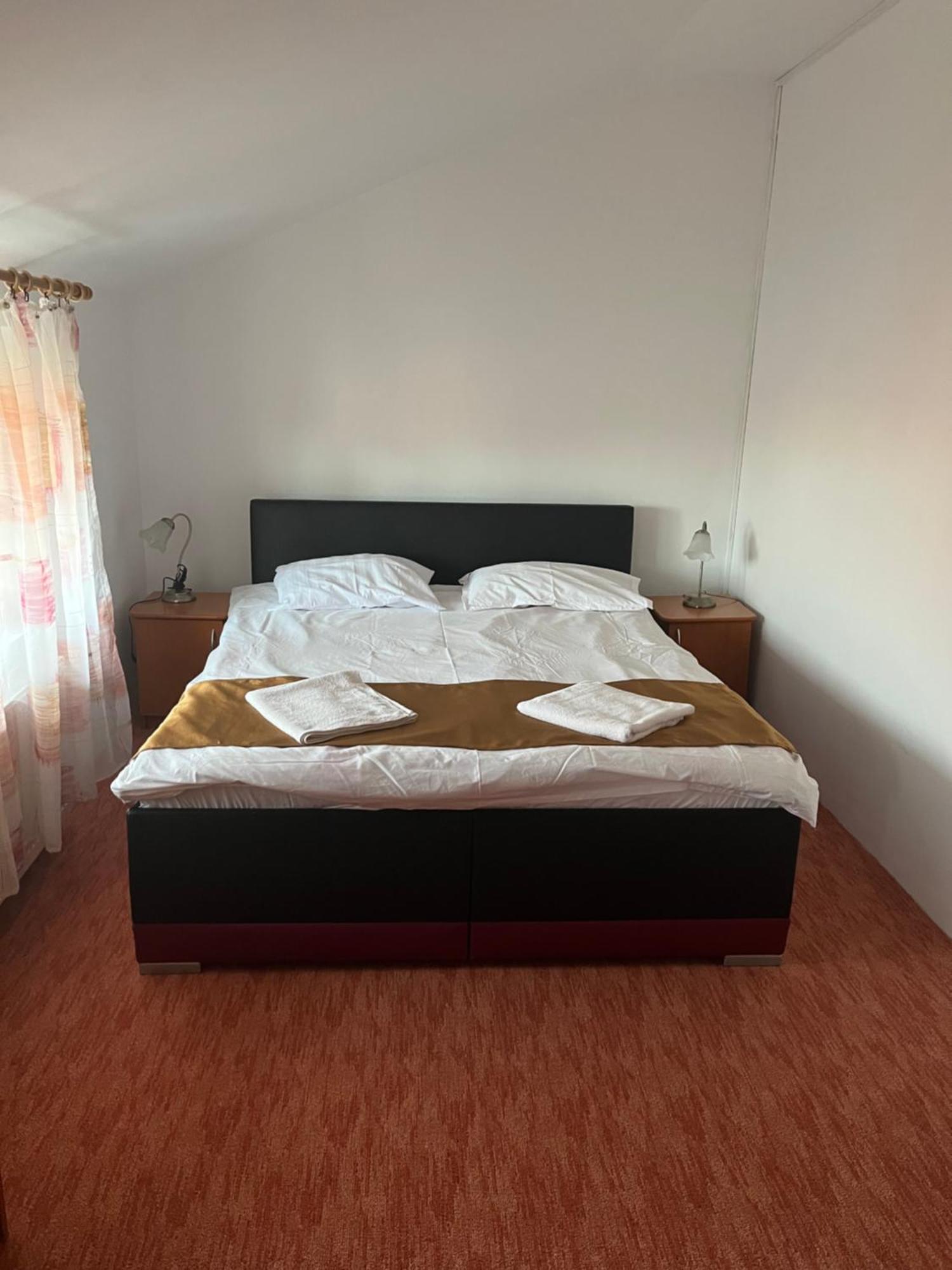 Casa Conti Hotel Сибиу Екстериор снимка
