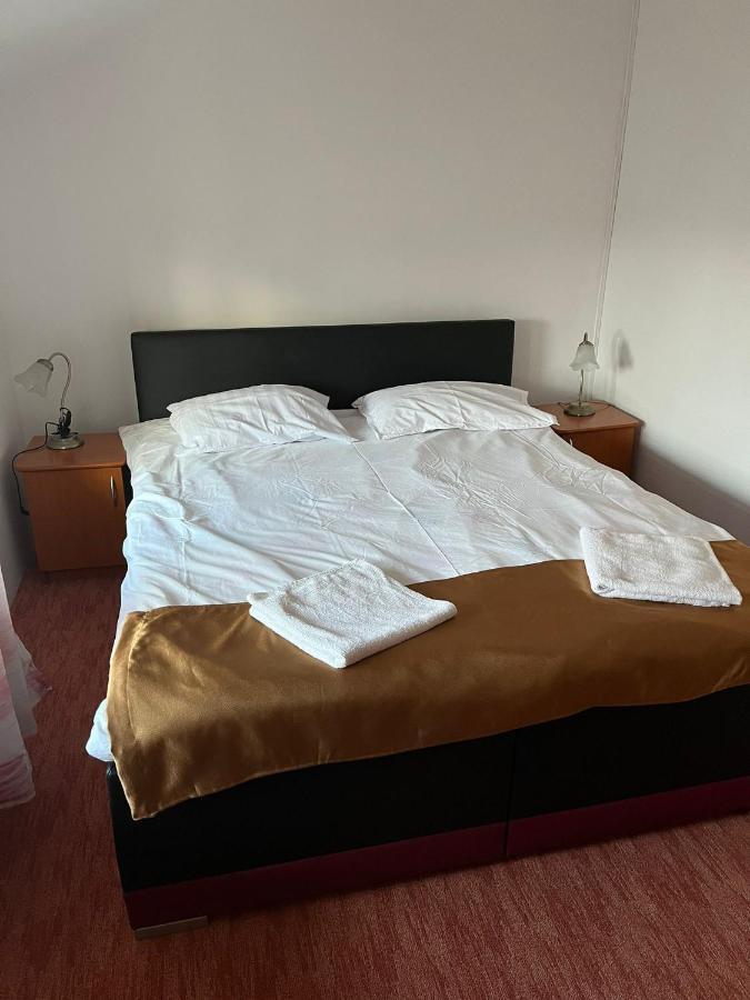 Casa Conti Hotel Сибиу Екстериор снимка