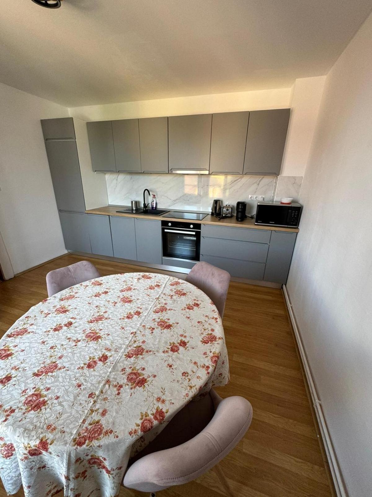 Casa Conti Hotel Сибиу Екстериор снимка
